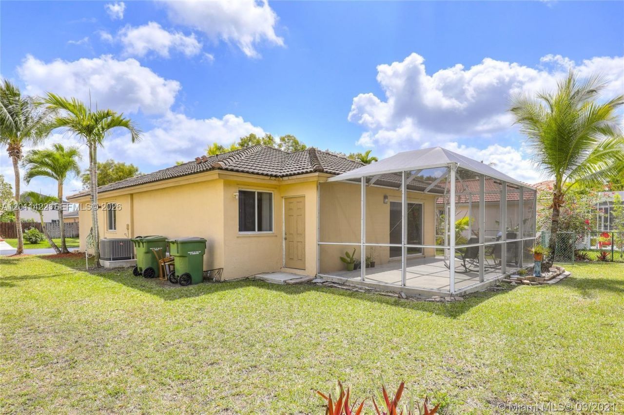 450 SE 30th Dr , Homestead, FL 33033 Photo