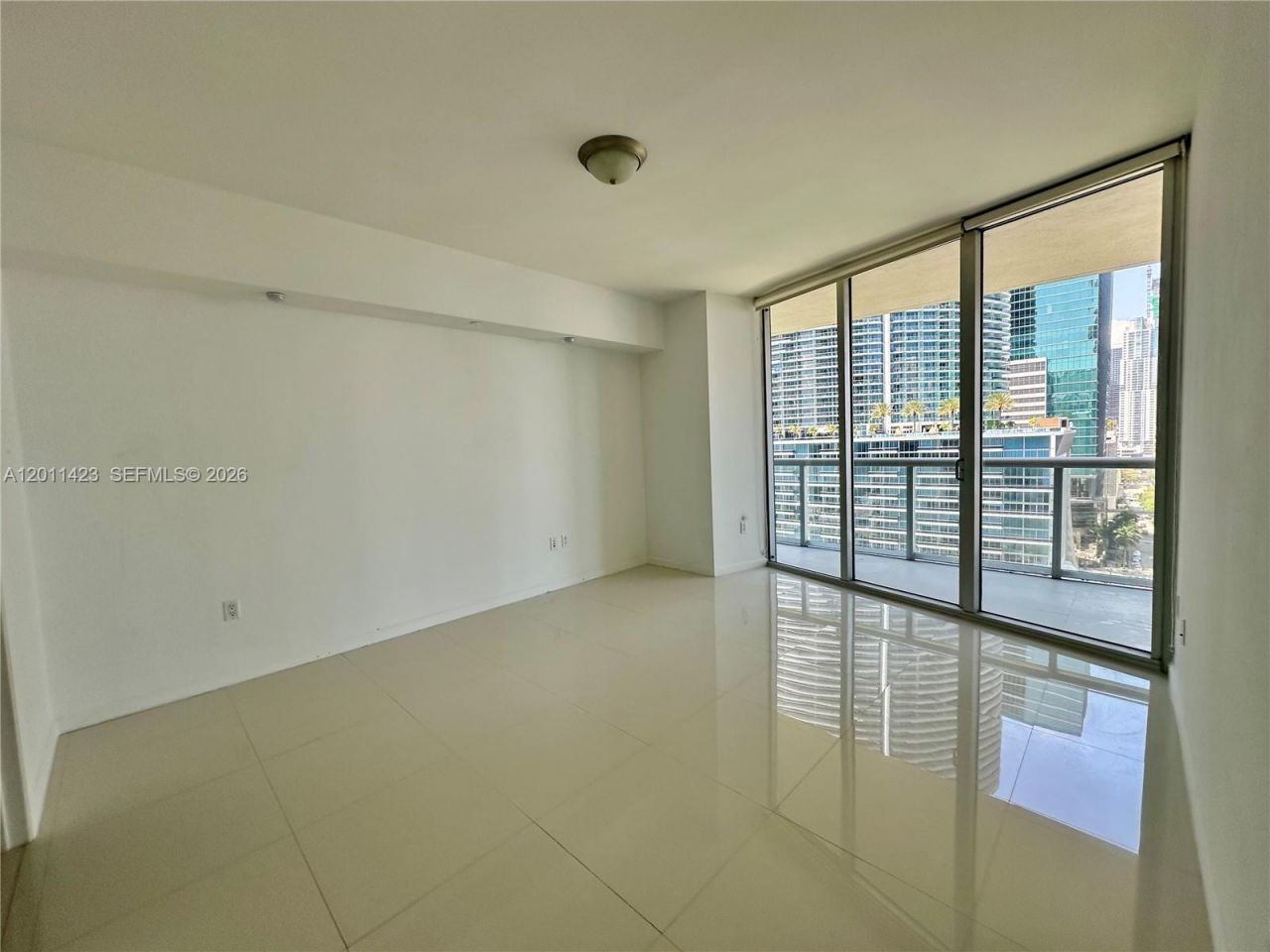 475 Brickell Avenue , Unit 1614, Miami, FL 33131 Photo