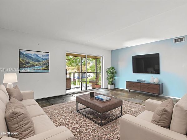 3083 N Oakland Forest Dr , Unit 206, Oakland Park, FL 33309
