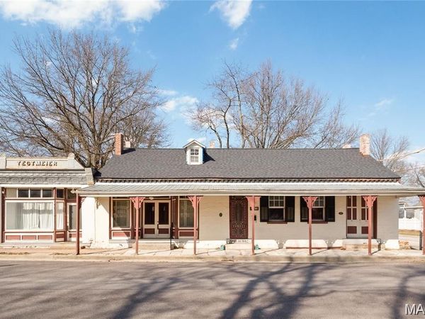 301 LAUREL Street , Millstadt, IL 62260