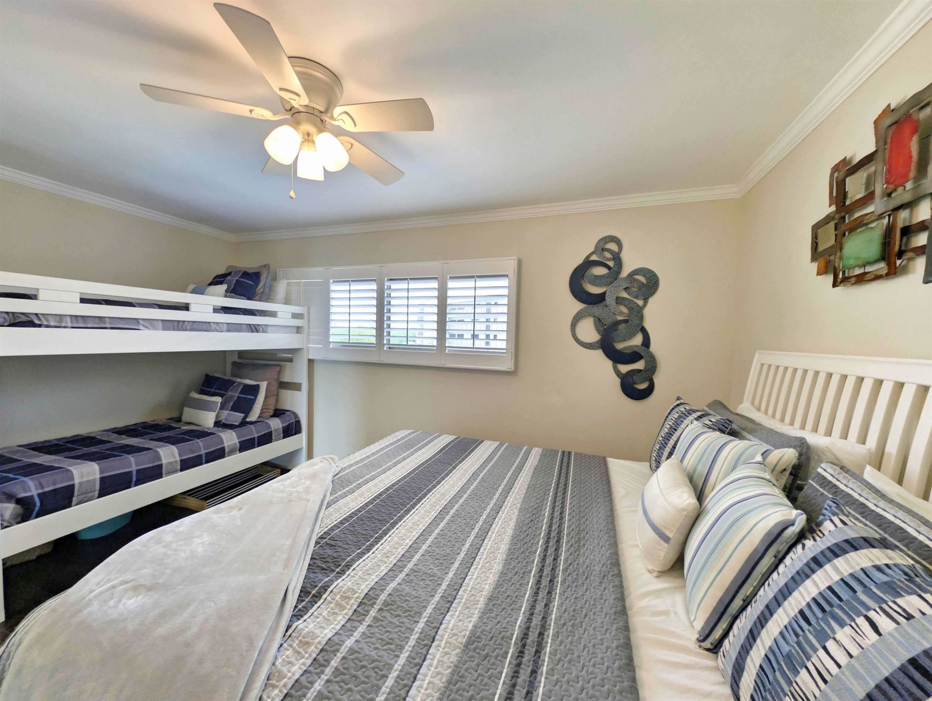 423 Parker Dr. Photo 23