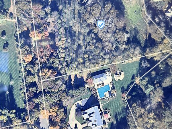 Timothy Road , Saint James, NY 11780
