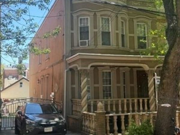 84-11 90th Street, Woodhaven, NY 11421
