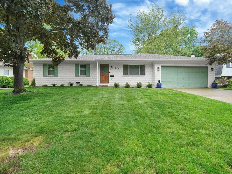 1877 Knollridge Court, Columbus, OH 43229 Photo 2