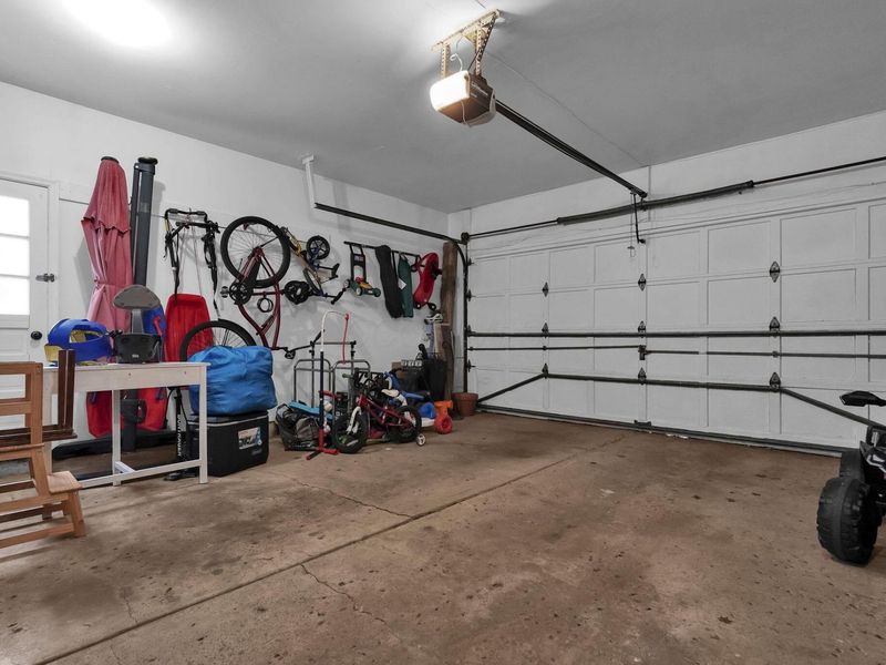 1877 Knollridge Court, Columbus, OH 43229 Photo 31