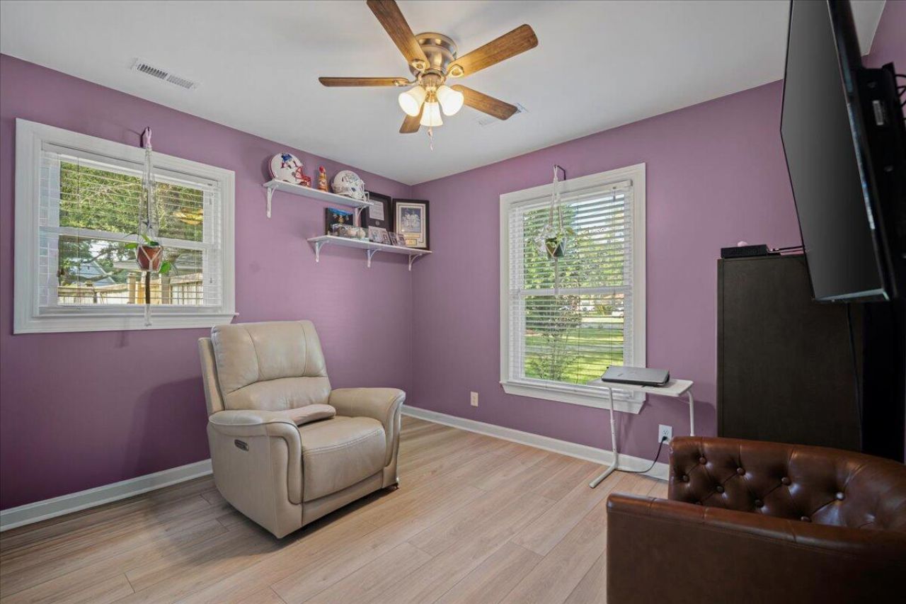 109 Robin Court Photo 16