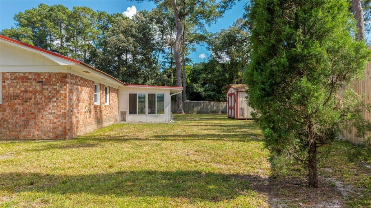 109 Robin Court Photo 21