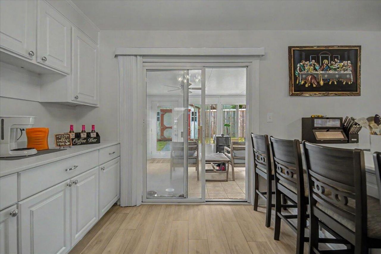 109 Robin Court Photo 7