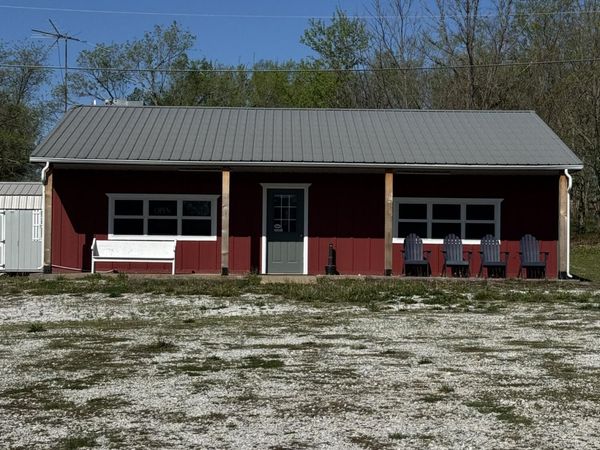 215 S Washington Street , Walnut Grove, MO 65770