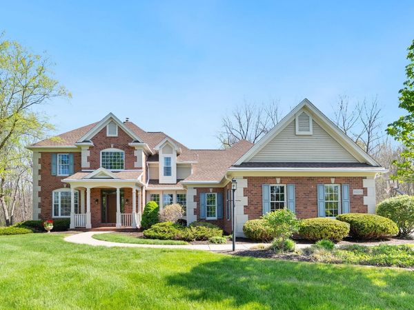 10210 Snowy Owl Lane, Roanoke, IN 46783