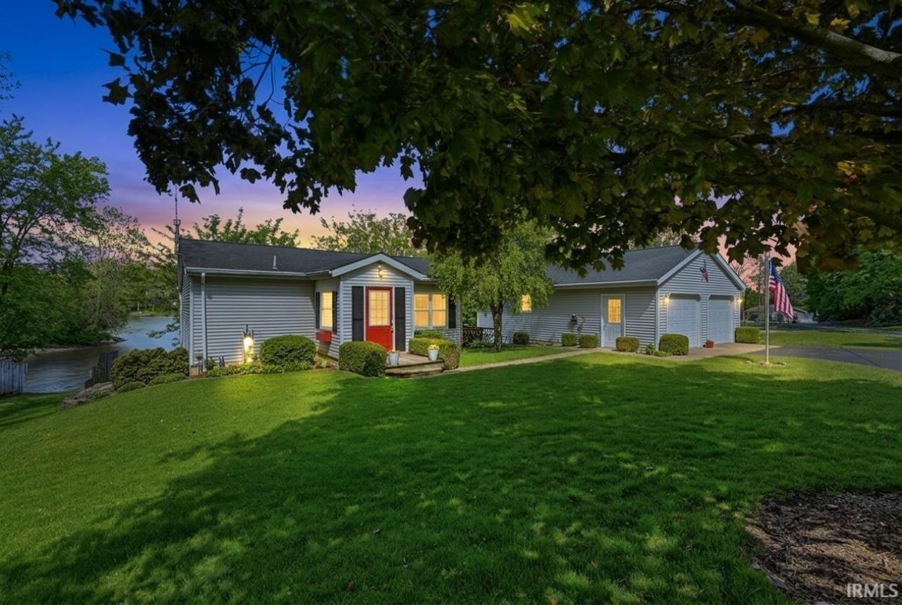 3512 SE Indian Trail Lake Road, Farmland, IN 47340 Main Photo