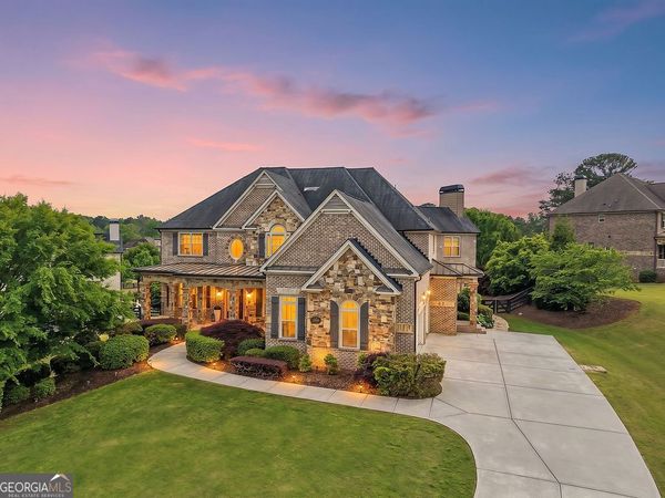 16450 Waxmyrtle Road, Alpharetta, GA 30004