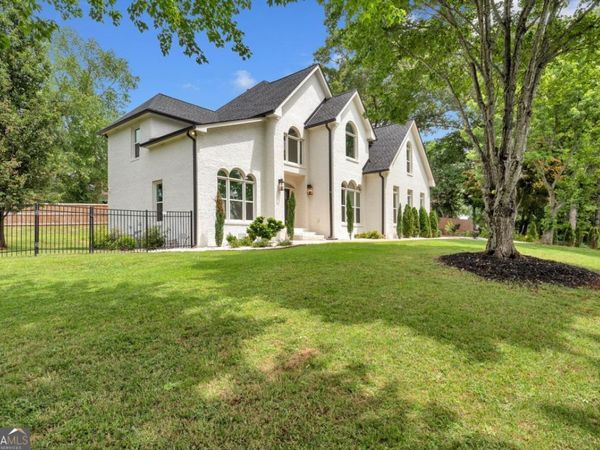 4221 Willow Oak Drive, Gainesville, GA 30506