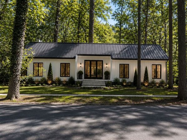 2569 Lake Capri Drive, Conyers, GA 30012