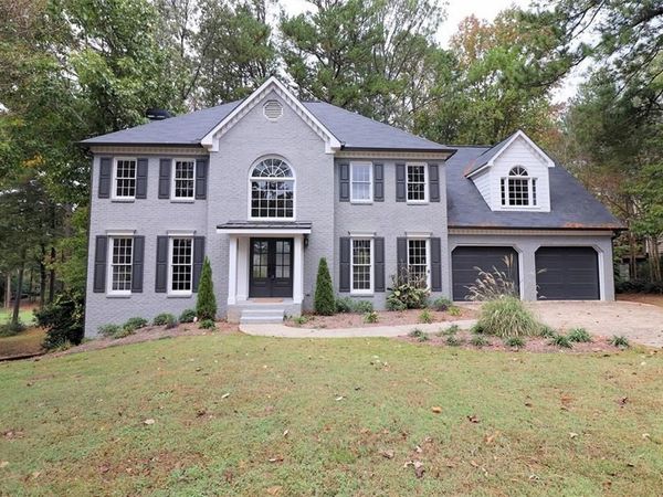 5702 Brynwood Circle NW, Acworth, GA 30101