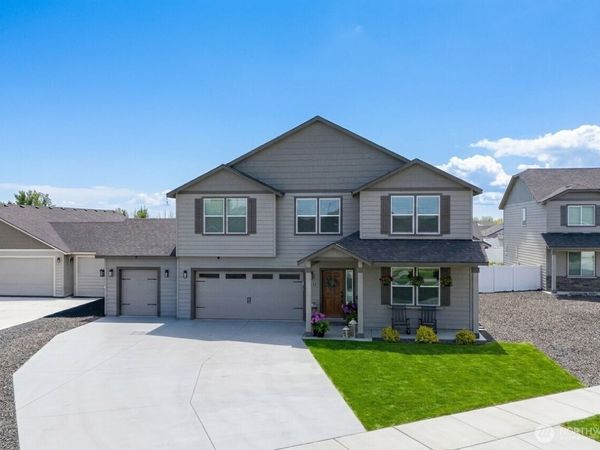 4217 Cove West Drive, Moses Lake, WA 98837