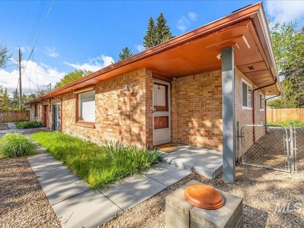 3009 N Tamarack Dr, Boise, ID 83703