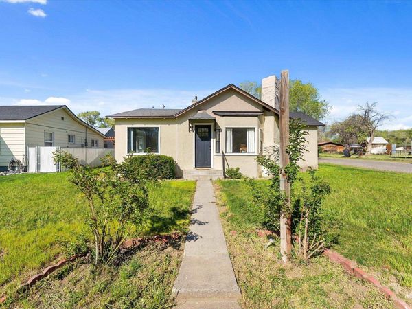285 N Alton Ave, Glenns Ferry, ID 83623