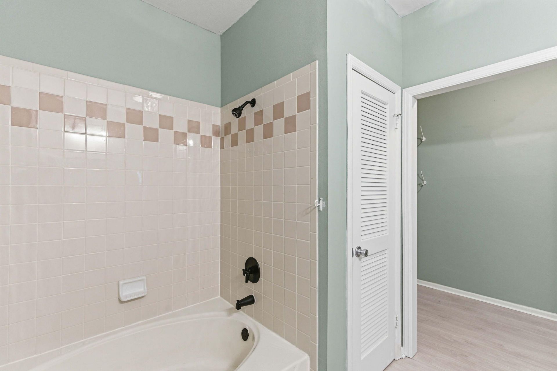 700 Daniel Ellis Drive Photo 20