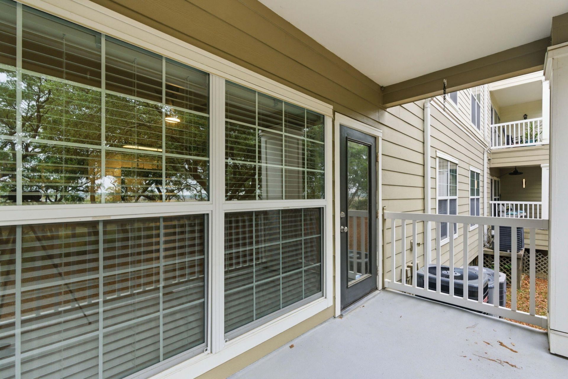 700 Daniel Ellis Drive Photo 22