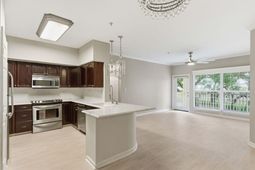 700 Daniel Ellis Drive photo 4