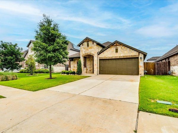 1905 Goldilocks LN , Austin, TX 78652