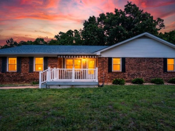 190 Post Oak Ave , Camden, TN 38320