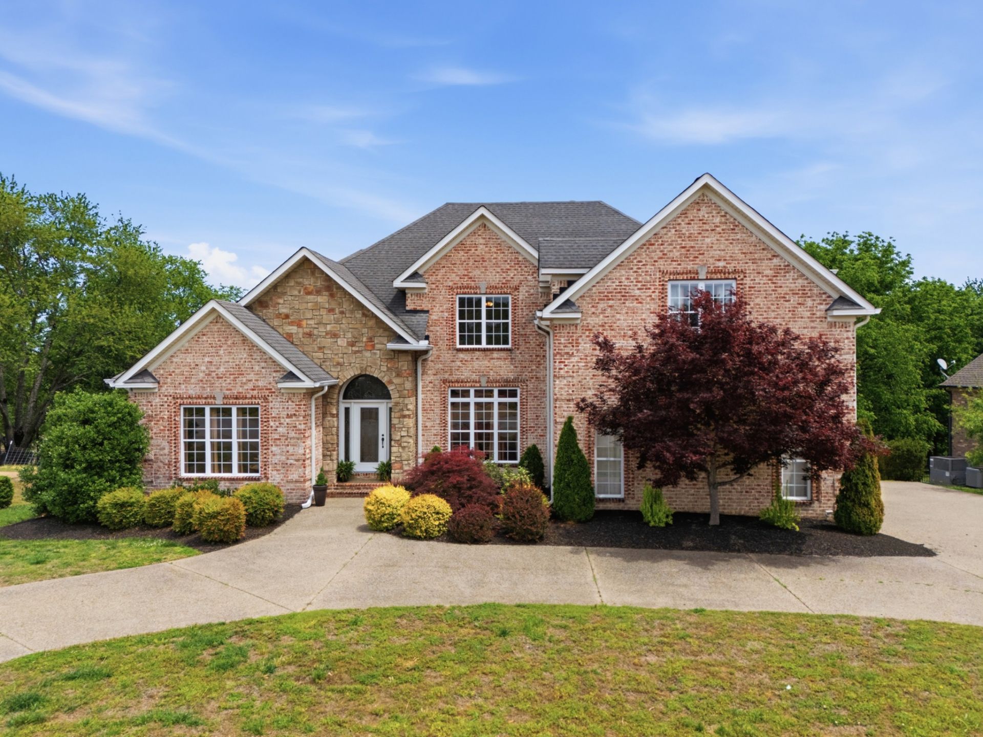227 Hidden Harbour Dr, Mount Juliet, TN 37122 Main Photo