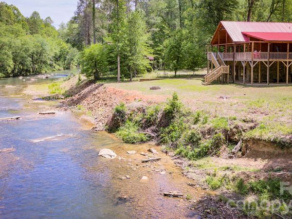 371 Redbird Drive , Lake Lure, NC 28746