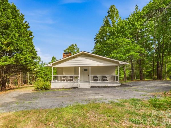 1335 Little Mountain Road, Columbus, NC 28722