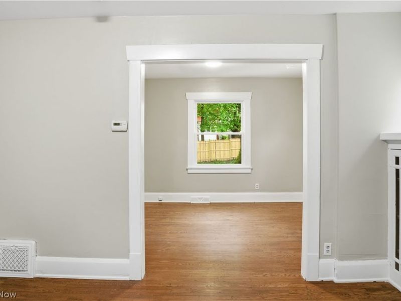 52 W Heights Avenue, Youngstown, OH 44509 Photo 10