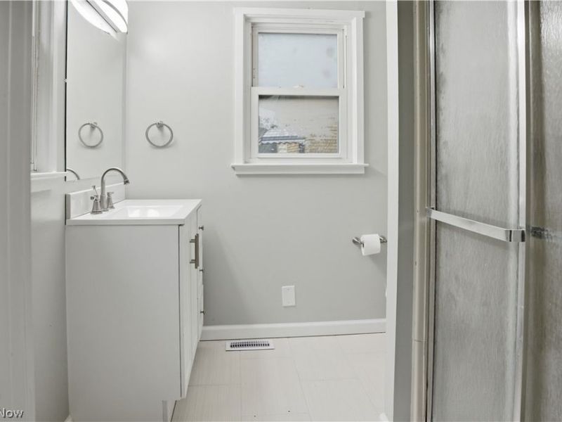 52 W Heights Avenue, Youngstown, OH 44509 Photo 21