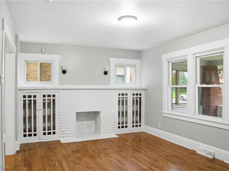 52 W Heights Avenue, Youngstown, OH 44509 Photo 8