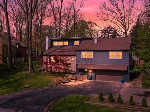 1920 S Belvoir Boulevard , South Euclid, OH 44121