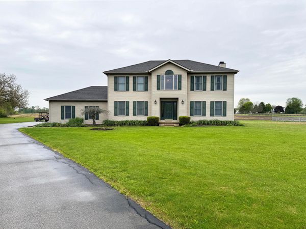 2075 Eckard Road , Centerburg, OH 43011