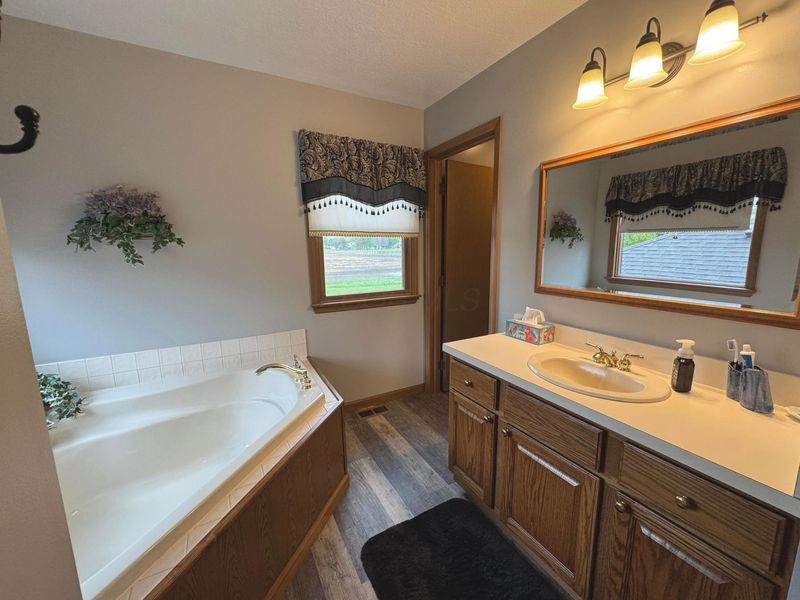 2075 Eckard Road , Centerburg, OH 43011 Photo 17