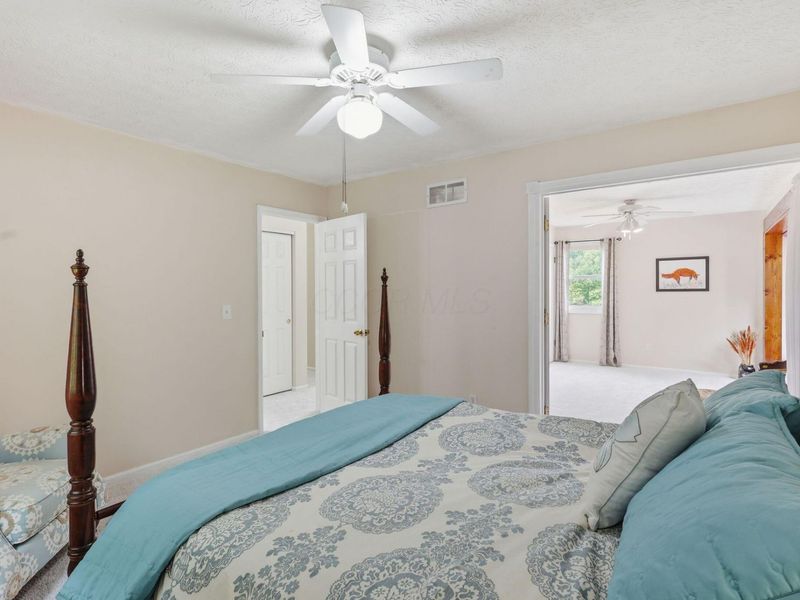 1091 Cross Country Drive, Columbus, OH 43235 Photo 43