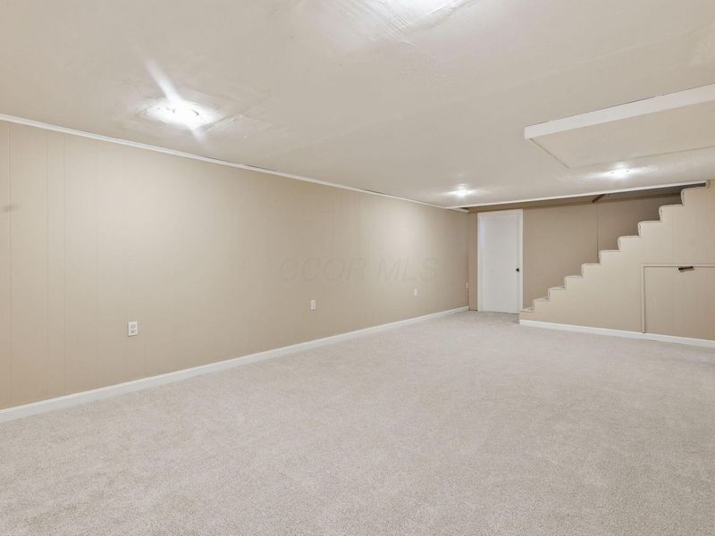 1091 Cross Country Drive, Columbus, OH 43235 Photo 48