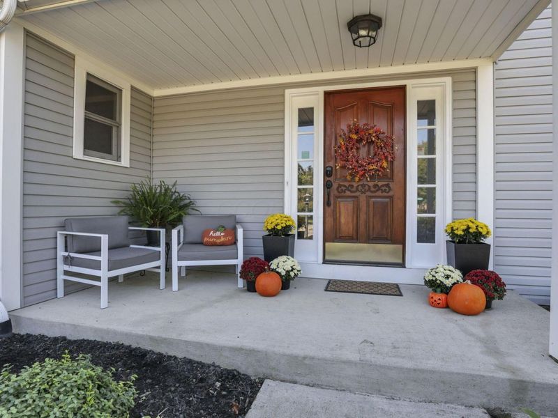 1091 Cross Country Drive, Columbus, OH 43235 Photo 6