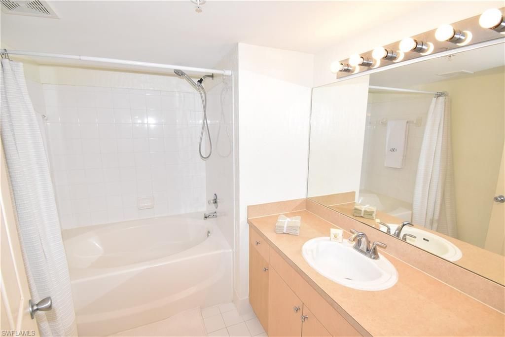 8735 River Homes Ln, Unit 6-302, Bonita Springs, FL 34135 Photo