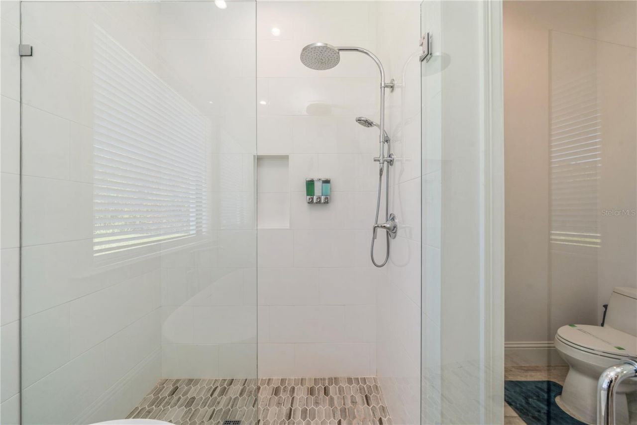 132 Ocean Estates Drive, Hutchinson Island, FL 34949 Photo