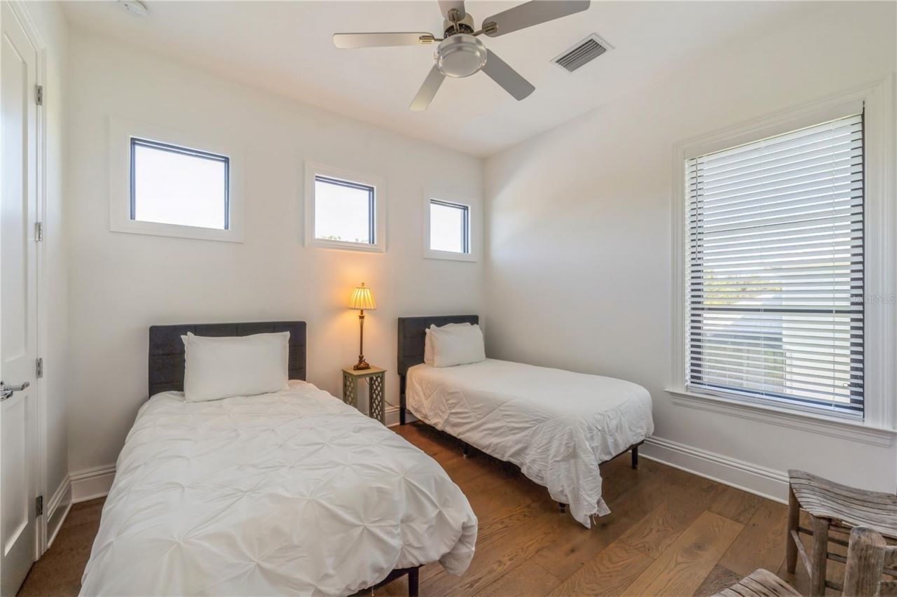 132 Ocean Estates Drive, Hutchinson Island, FL 34949 Photo