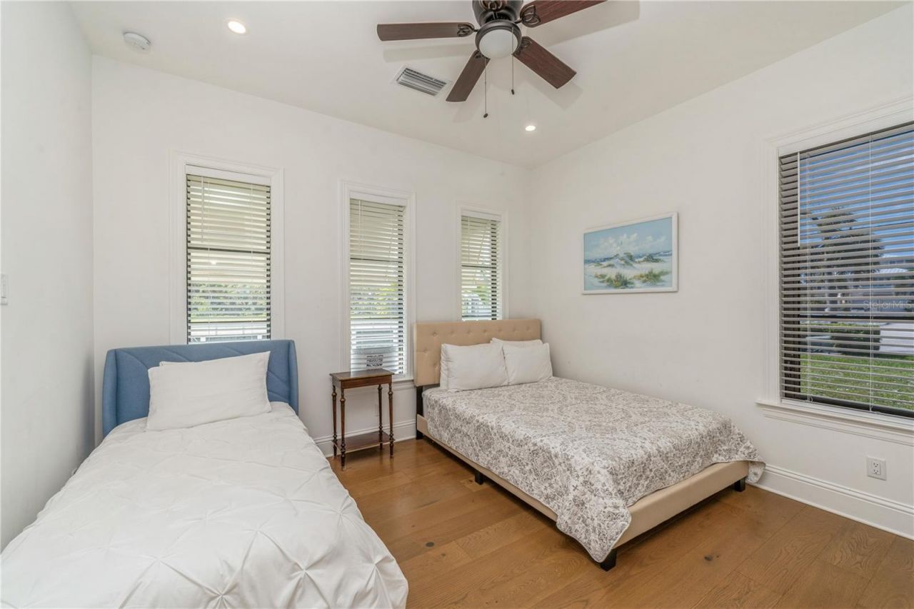 132 Ocean Estates Drive, Hutchinson Island, FL 34949 Photo