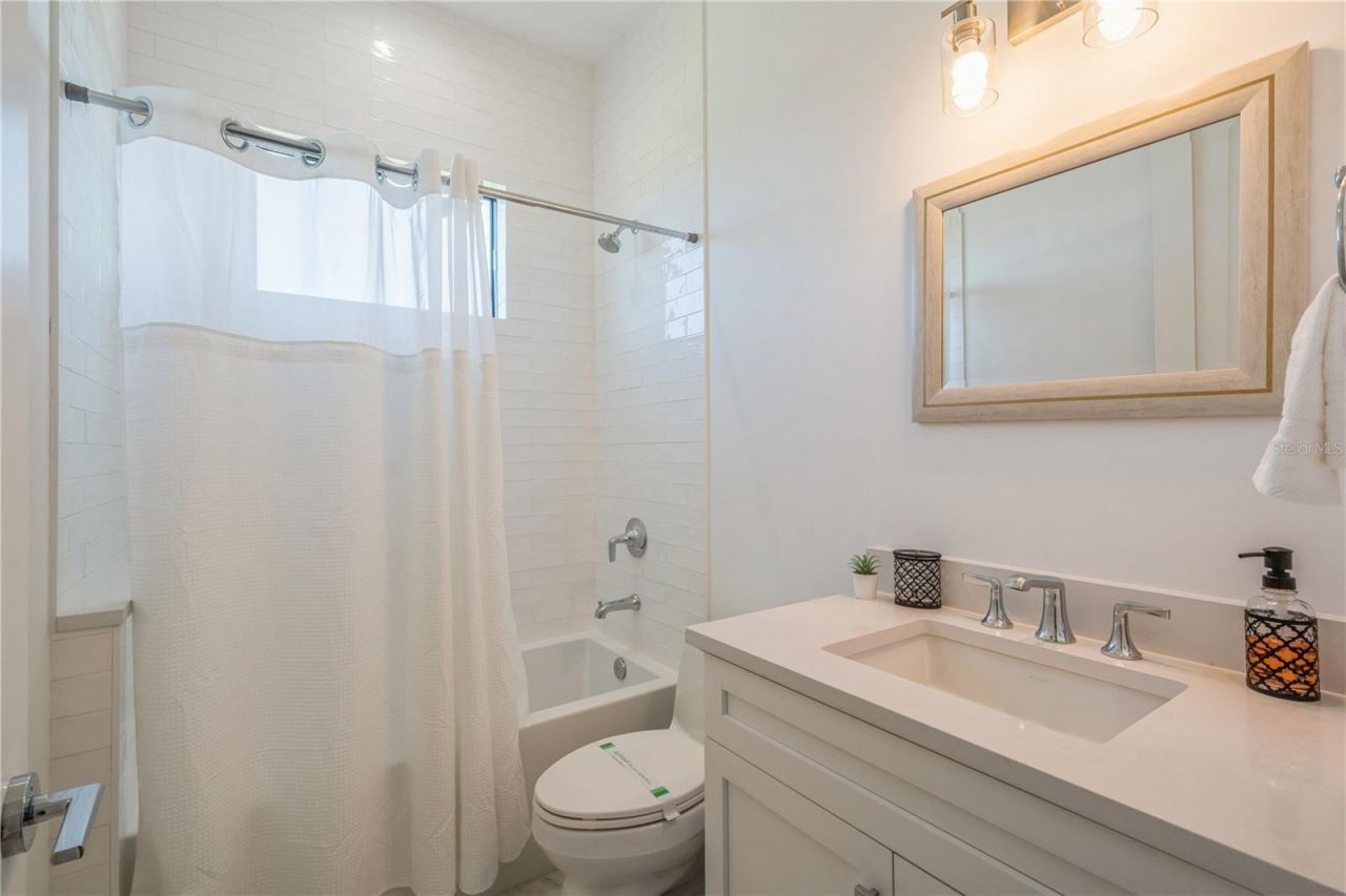 139 Ocean Estates Drive, Hutchinson Island, FL 34949 Photo