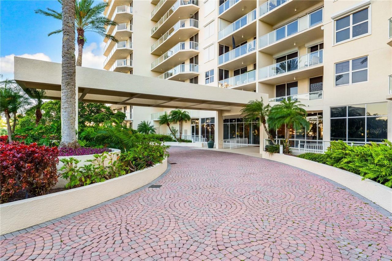 1800 Benjamin Franklin Drive, Unit A905, Sarasota, FL 34236 Photo