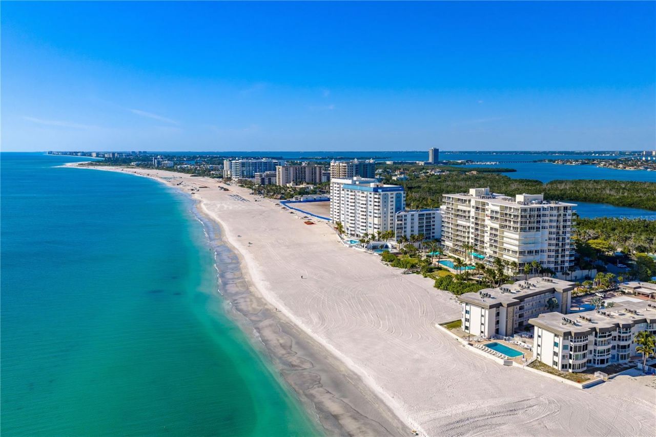 1800 Benjamin Franklin Drive, Unit A905, Sarasota, FL 34236 Photo
