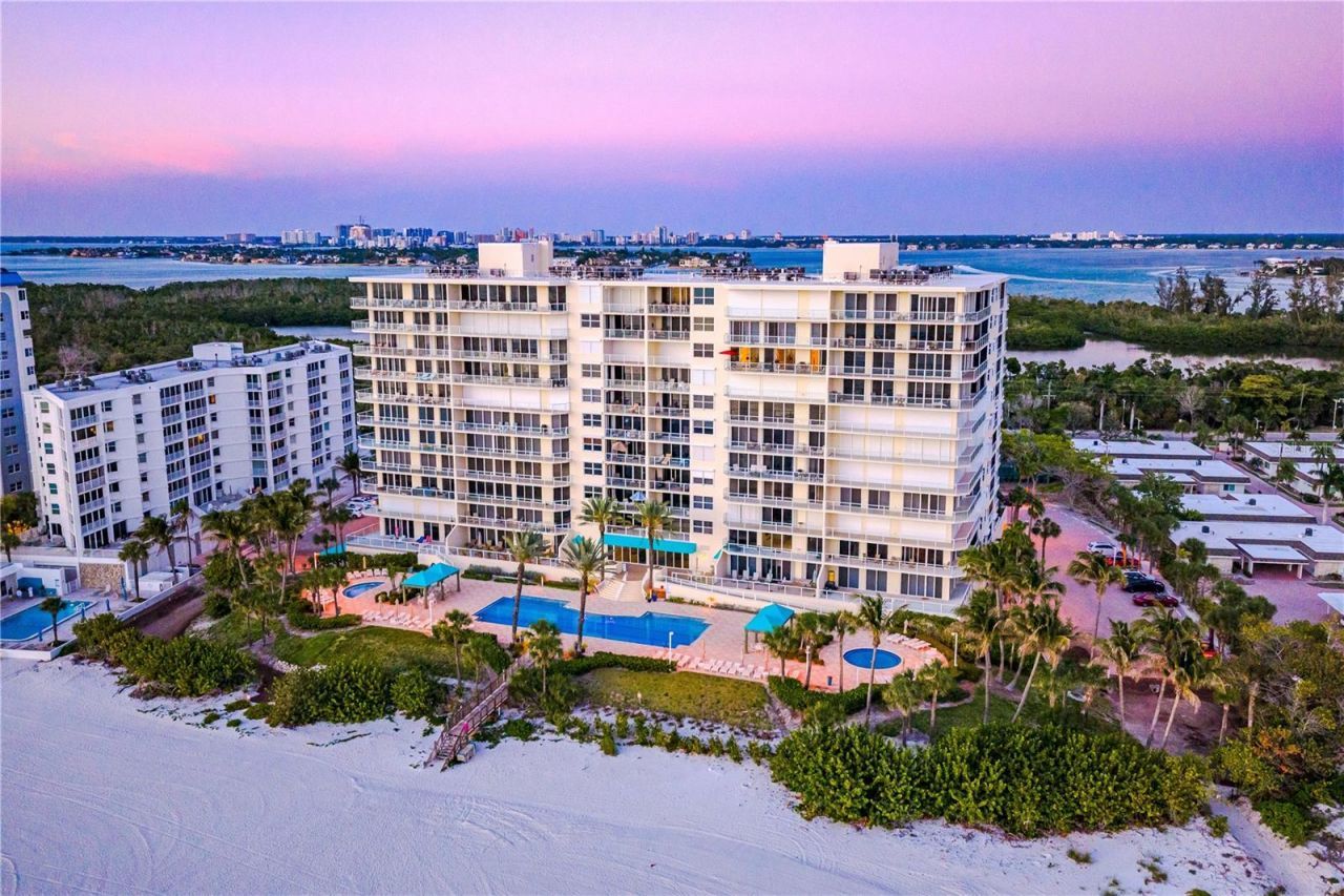 1800 Benjamin Franklin Drive, Unit A905, Sarasota, FL 34236 Photo