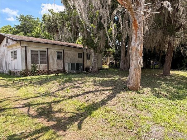 56340 ACORN ROAD , ASTOR, FL 32102