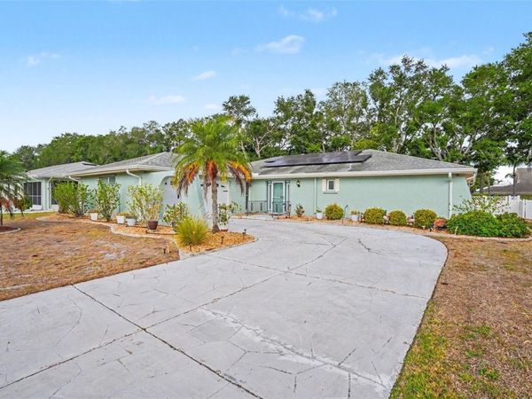 1703 NEW BEDFORD DRIVE , SUN CITY CENTER, FL 33573