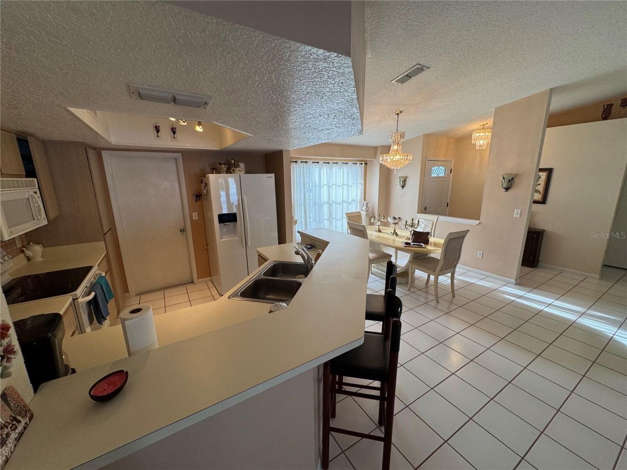 1915 Cheney Court, Lutz, FL 33549 Photo